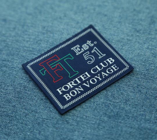 Wholesale charm apparel sew on clothes damask t-shirt brand fabrics garment cheap custom woven label for 