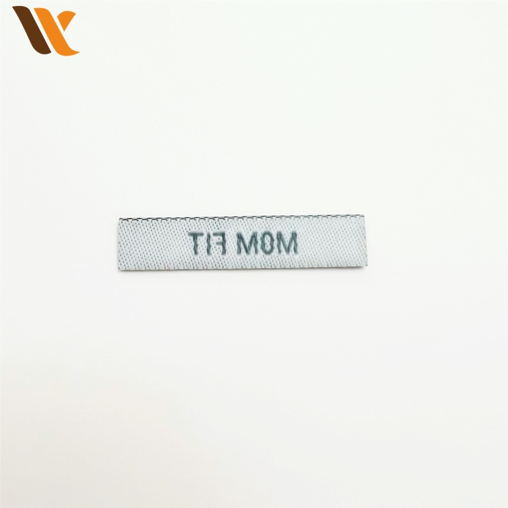 Custom Cost-Effective Brand Name Woven Labels 5