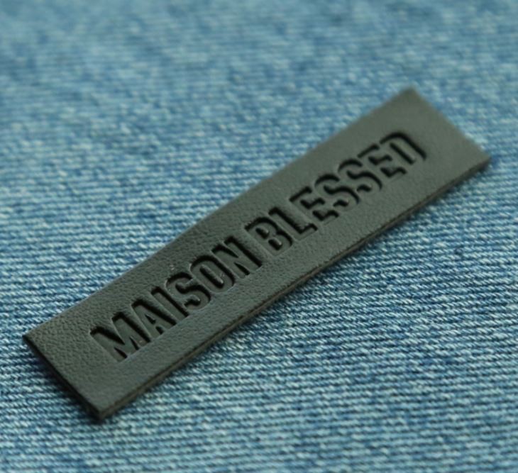 Custom High Class Private Brand Jeans Faux Leather Patch Label