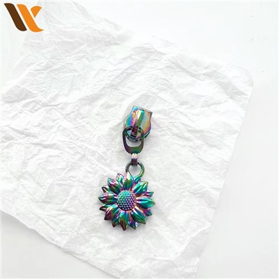 Custom Gradient Flower Shaped Zipper Puller